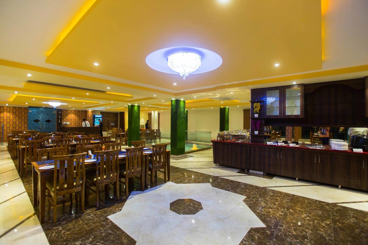 Hotel Kings Regency Drang エクステリア 写真