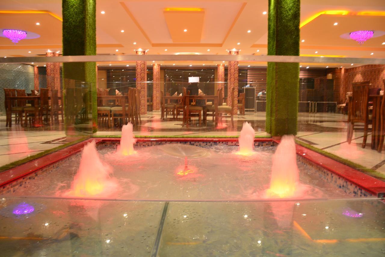 Hotel Kings Regency Drang エクステリア 写真