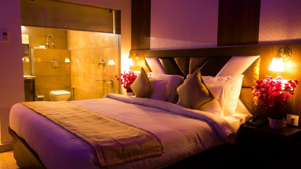 Hotel Kings Regency Drang エクステリア 写真