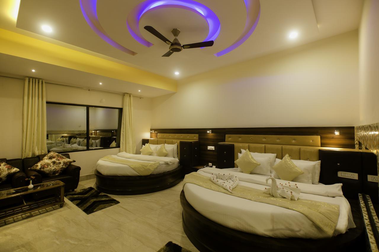 Hotel Kings Regency Drang エクステリア 写真
